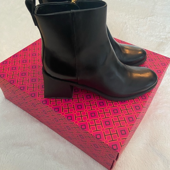 Tory Burch Black Leather Boots - Picture 3 of 6